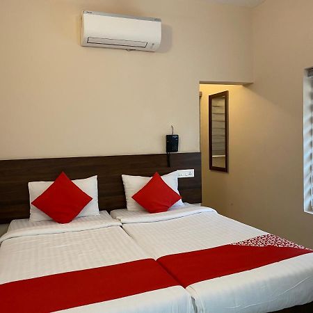 La Mer Inn Kozhikode Exteriör bild