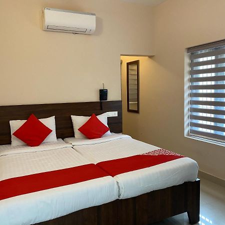 La Mer Inn Kozhikode Exteriör bild