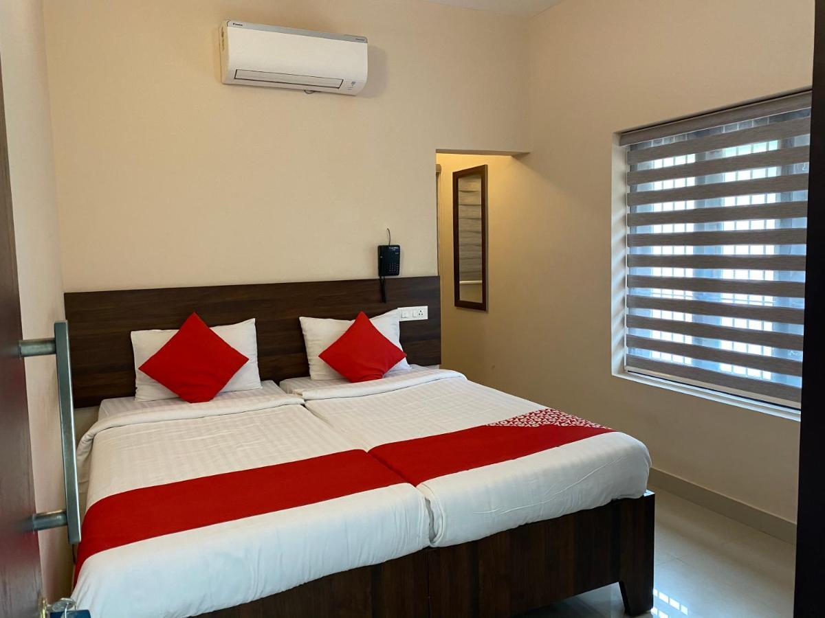 La Mer Inn Kozhikode Exteriör bild